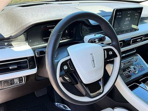 Used 2020 Lincoln Aviator Black Label w/ Dynamic Handling Package AWD/4WD image 21