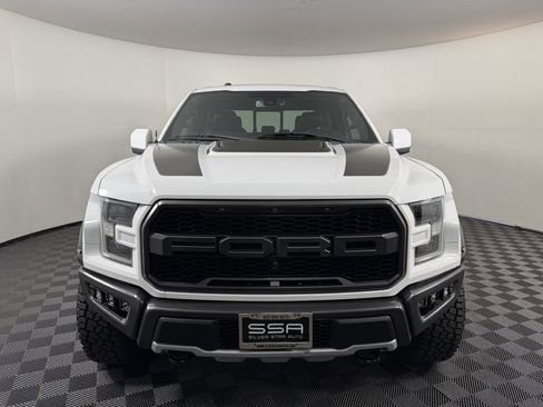 Used 2018 Ford F150 Raptor w/ Equipment Group 802A Luxury AWD/4WD image 2