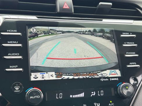 Used 2019 Toyota Camry XSE FWD image 17