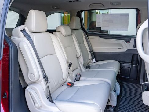 New 2026 Honda Odyssey EX-L image 16