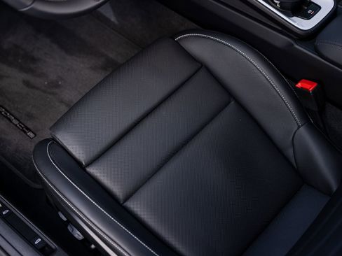Certified 2025 Porsche 911 Carrera 4 GTS AWD/4WD image 29