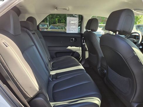 Used 2025 Hyundai Ioniq 5 SEL RWD image 12