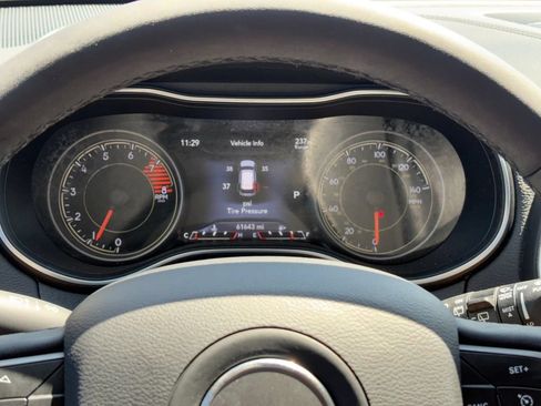 Used 2022 Jeep Cherokee Latitude Lux FWD image 14