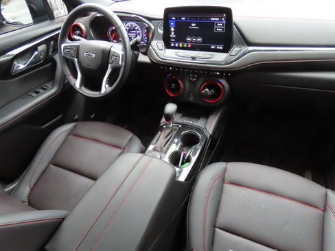 Used 2024 Chevrolet Blazer RS w/ Enhanced Convenience Package image 16