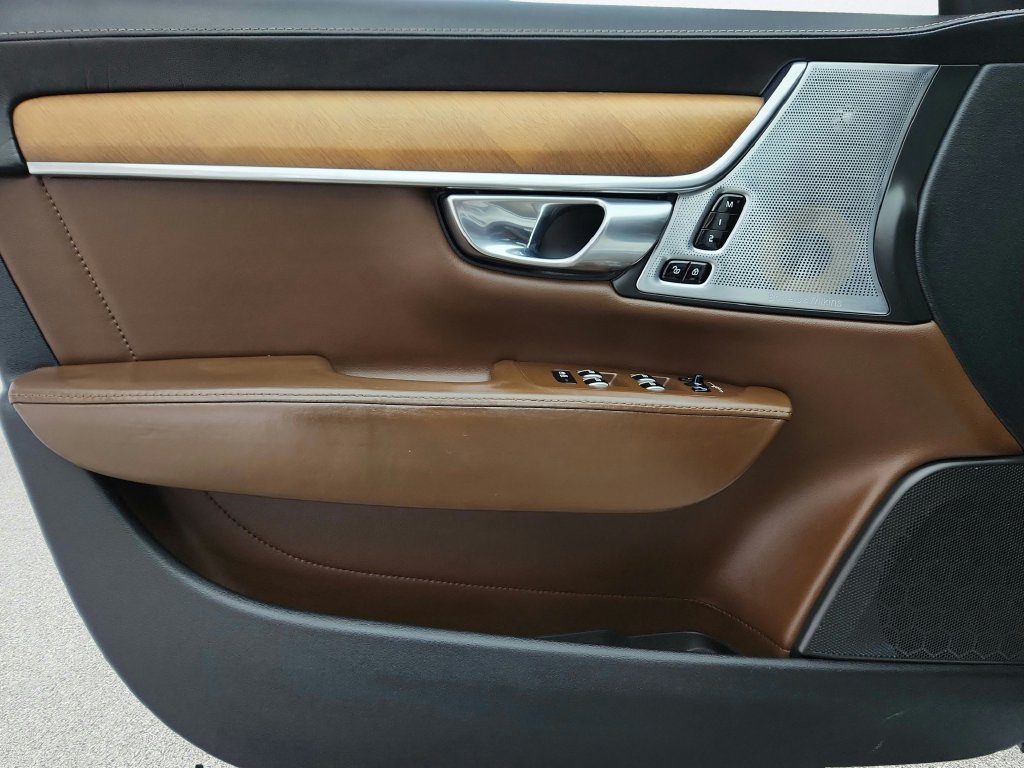 Used 2018 Volvo S90 T6 Inscription w/ Protection Package Premier AWD/4WD image 25