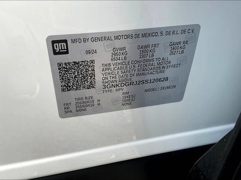 Used 2025 Chevrolet Blazer EV LT AWD/4WD image 13