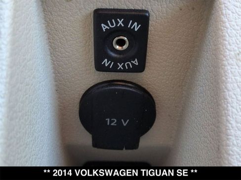 Used 2014 Volkswagen Tiguan SE image 9