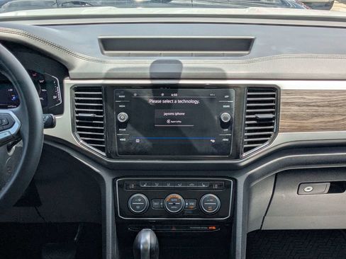Used 2022 Volkswagen Atlas SE FWD image 14