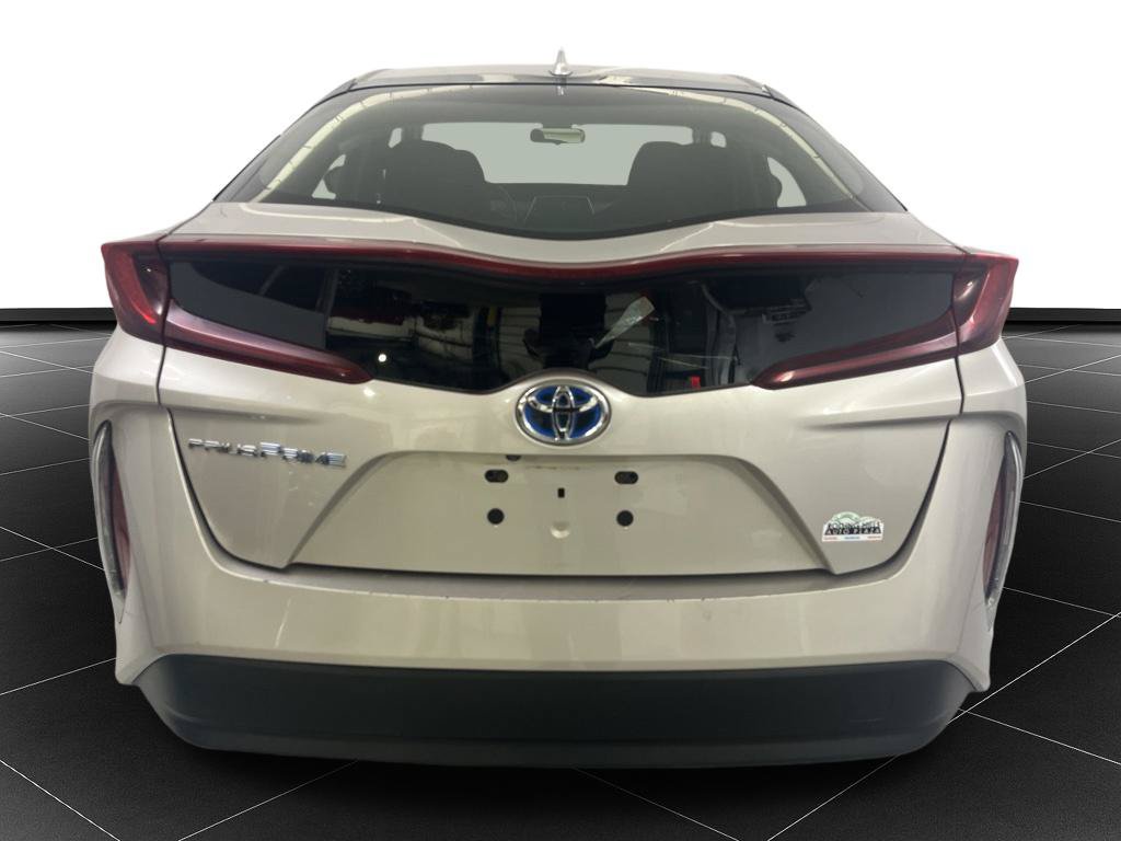 Used 2019 Toyota Prius Prime Plus FWD image 4