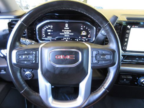 Used 2025 GMC Sierra 1500 SLT RWD image 15