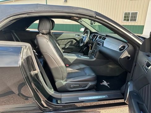 Used 2014 Ford Mustang Premium w/ Comfort Package RWD image 23