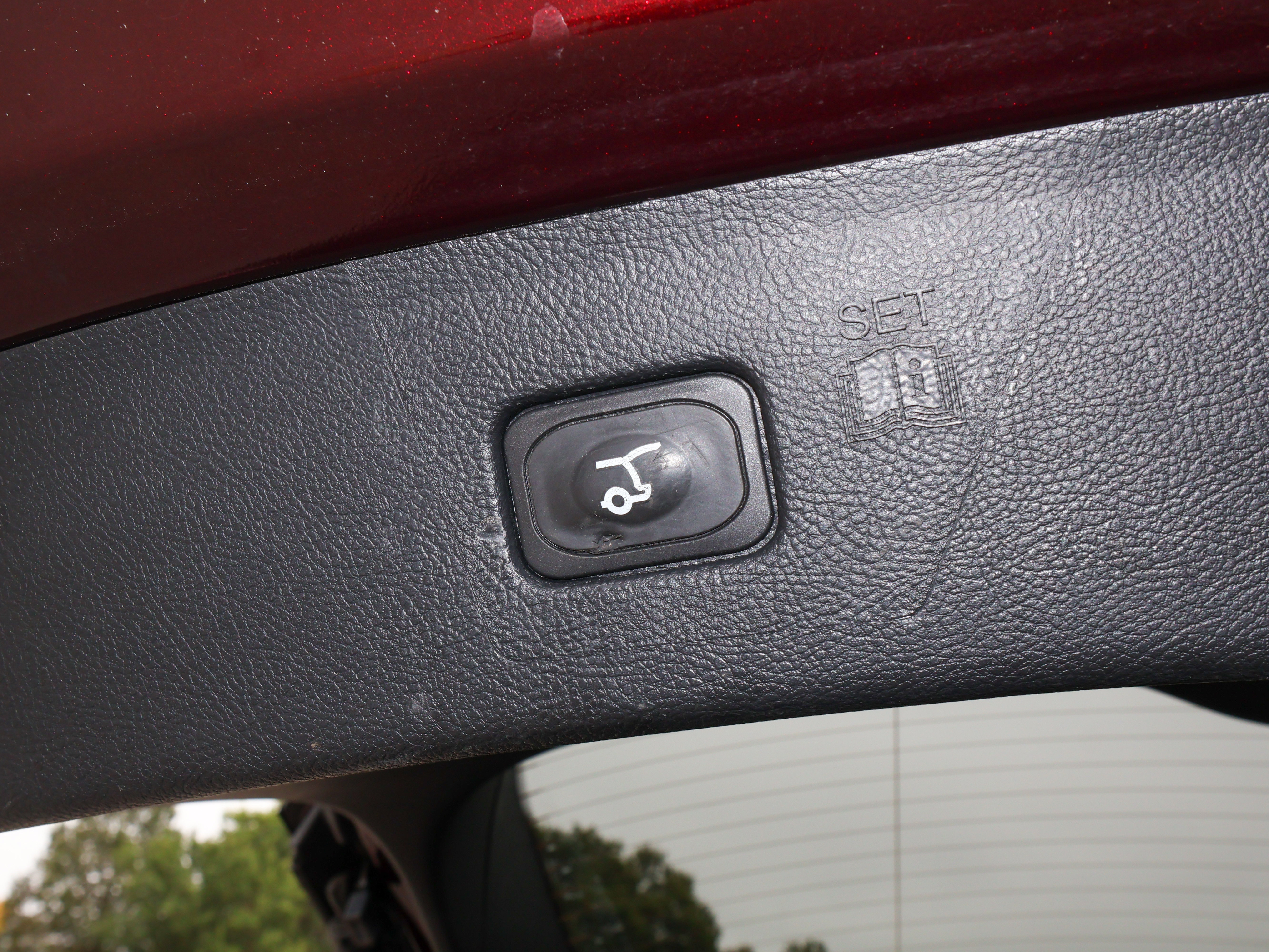 Used 2024 Ford Edge SEL w/ Convenience Package AWD/4WD image 10