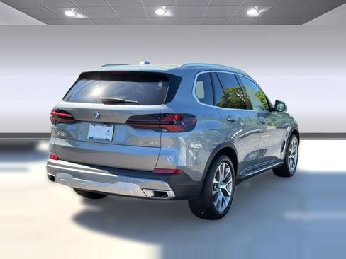 Certified 2026 BMW X5 xDrive40i w/ Climate Comfort Package AWD/4WD image 9