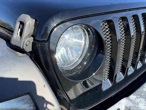 Used 2018 Jeep Wrangler Unlimited Sport S image 30