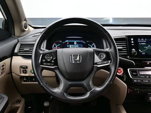 Used 2021 Honda Pilot Touring image 45