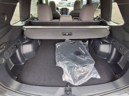 New 2026 Subaru Forester Premium AWD/4WD image 12