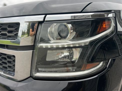 Used 2019 Chevrolet Suburban LT AWD/4WD image 22
