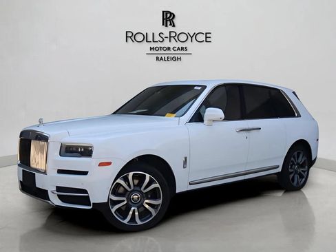 Certified 2019 Rolls-Royce Cullinan AWD/4WD image 1