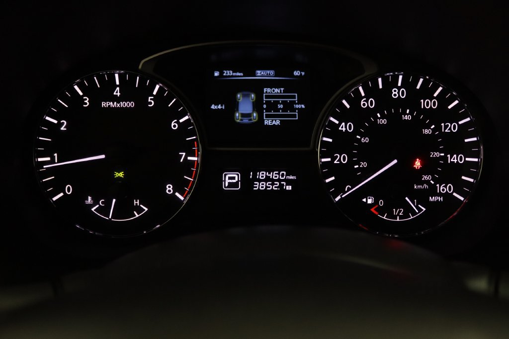 Used 2014 Nissan Pathfinder Platinum w/ Platinum Premium Package AWD/4WD image 3