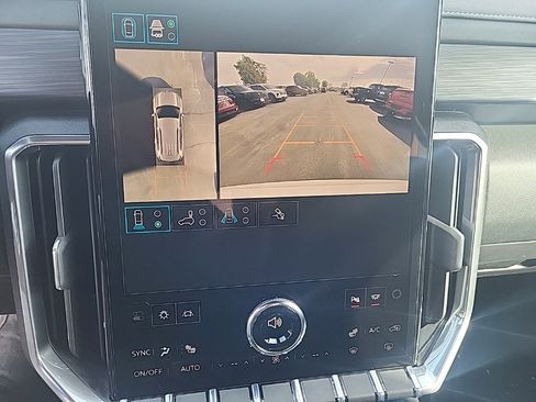 New 2026 GMC Acadia Elevation image 16