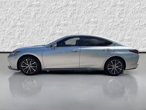 Used 2024 Lexus ES 350 w/ Premium Package image 6