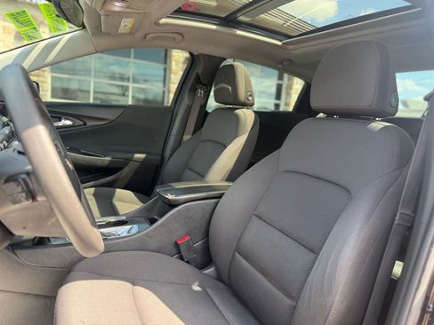 Used 2021 Chevrolet Malibu LT FWD image 11
