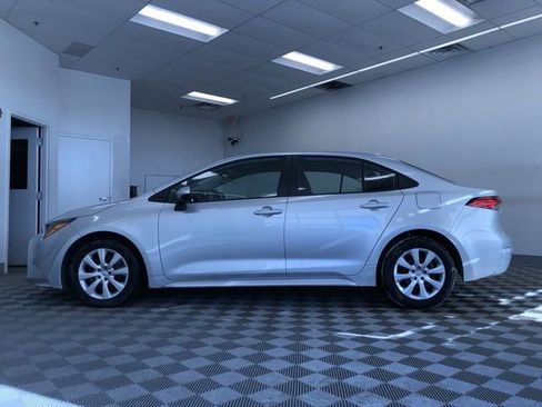 Certified 2025 Toyota Corolla LE image 11