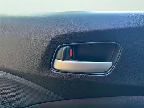 Used 2015 Honda CR-V LX image 35