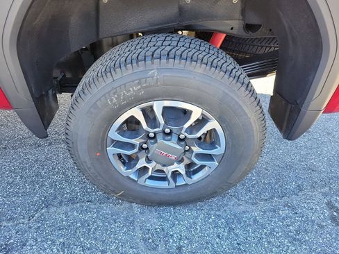 New 2026 GMC Sierra 2500 SLT w/ SLT Premium Package AWD/4WD image 5