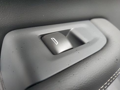 New 2026 GMC Yukon XL Elevation w/ Elevation Premium Package image 13