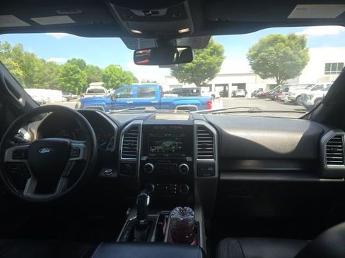 Used 2015 Ford F150 Lariat w/ Equipment Group 502A Luxury AWD/4WD image 10