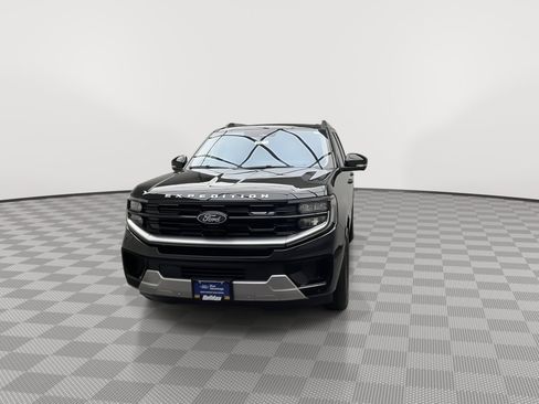 Used 2025 Ford Expedition Platinum AWD/4WD image 40
