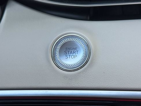 Used 2023 Genesis GV70 2.5T w/ Advanced Package image 34