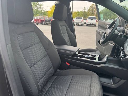 Used 2026 Chevrolet Equinox LT AWD/4WD image 31