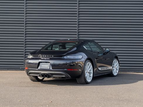 Certified 2024 Porsche 718 Cayman image 8