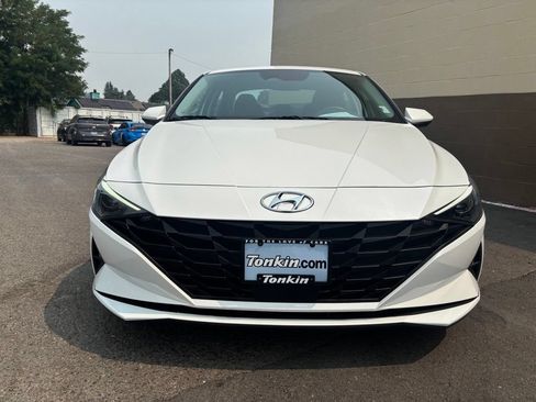 Used 2021 Hyundai Elantra SEL w/ Convenience Package FWD image 11
