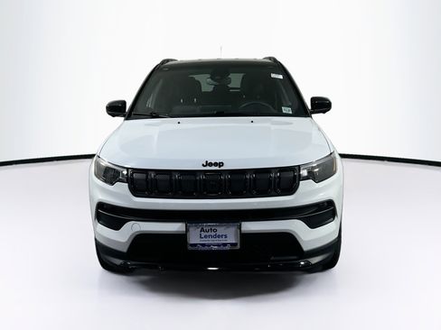 Used 2022 Jeep Compass Altitude w/ Convenience Group image 2