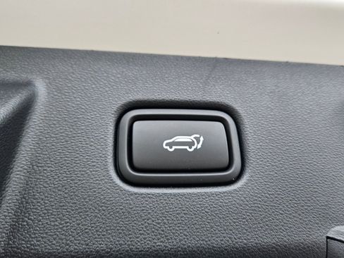 New 2026 Hyundai Tucson Limited FWD image 12