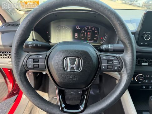Certified 2025 Honda Accord SE image 21