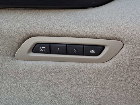 Used 2018 Cadillac CT6 Luxury image 26