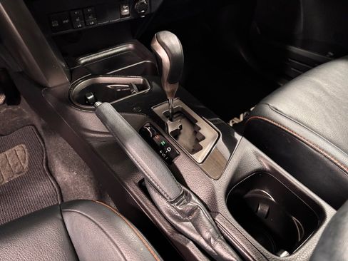 Used 2017 Toyota RAV4 SE w/ Advanced Technology Package image 14