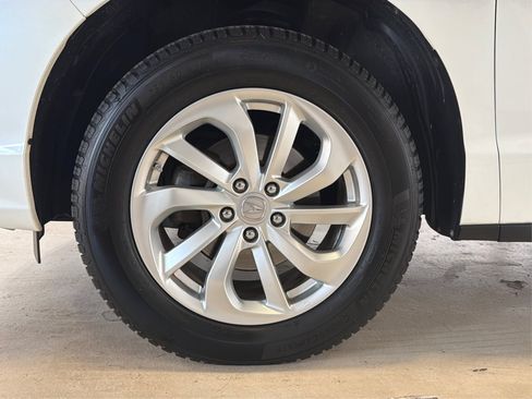 Used 2018 Acura RDX w/ Technology Package AWD/4WD image 13