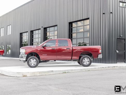 Used 2022 RAM 2500 Tradesman AWD/4WD image 1