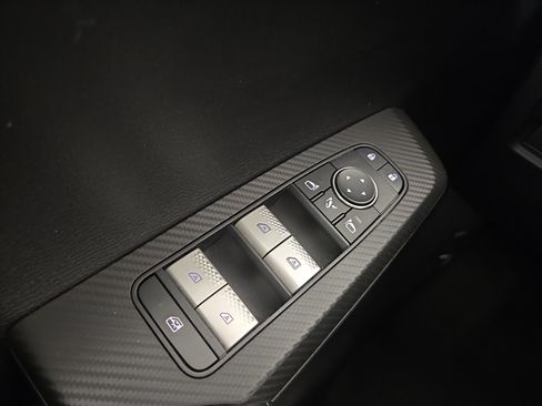 Used 2024 Mitsubishi Outlander SE FWD image 29