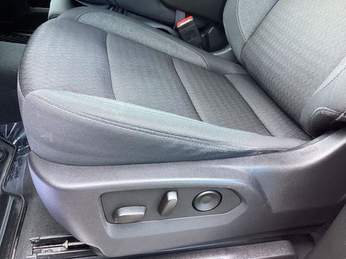 Used 2025 Chevrolet Silverado 1500 LT AWD/4WD image 12