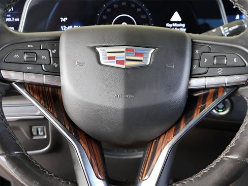 Certified 2023 Cadillac Escalade Premium Luxury image 23