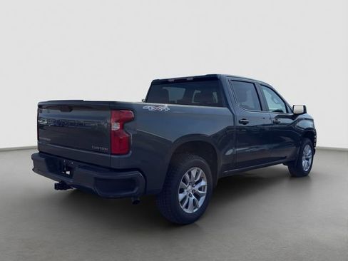 Used 2020 Chevrolet Silverado 1500 Custom w/ Custom Value Package AWD/4WD image 6