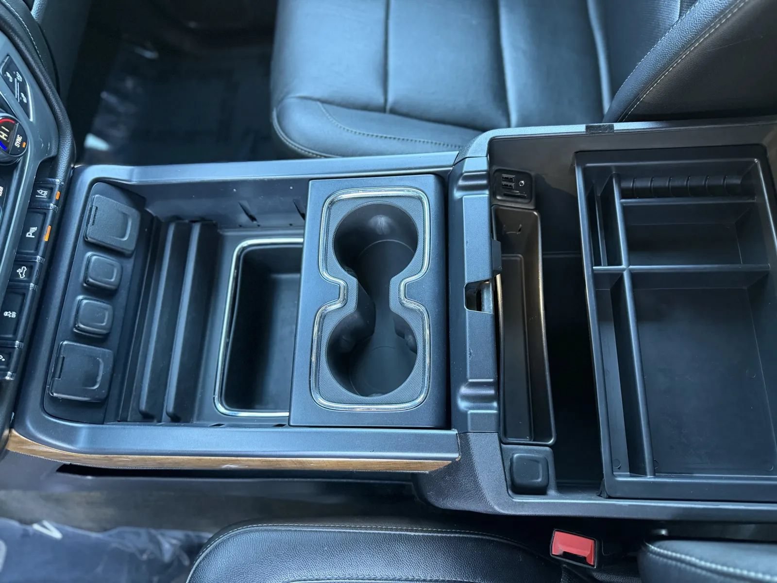 Used 2015 Chevrolet Silverado 1500 LTZ w/ LTZ Plus Package AWD/4WD image 32
