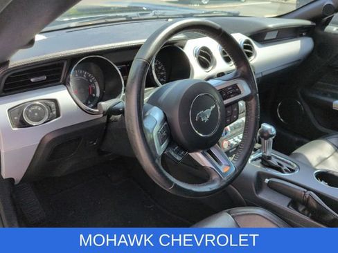 Used 2016 Ford Mustang Premium RWD image 8