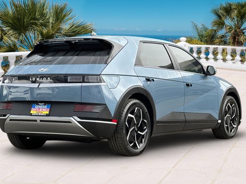 Used 2024 Hyundai Ioniq 5 SEL image 4